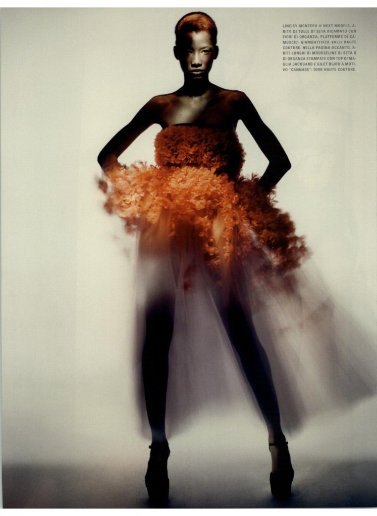 Vogue Unique 9.15 p.56