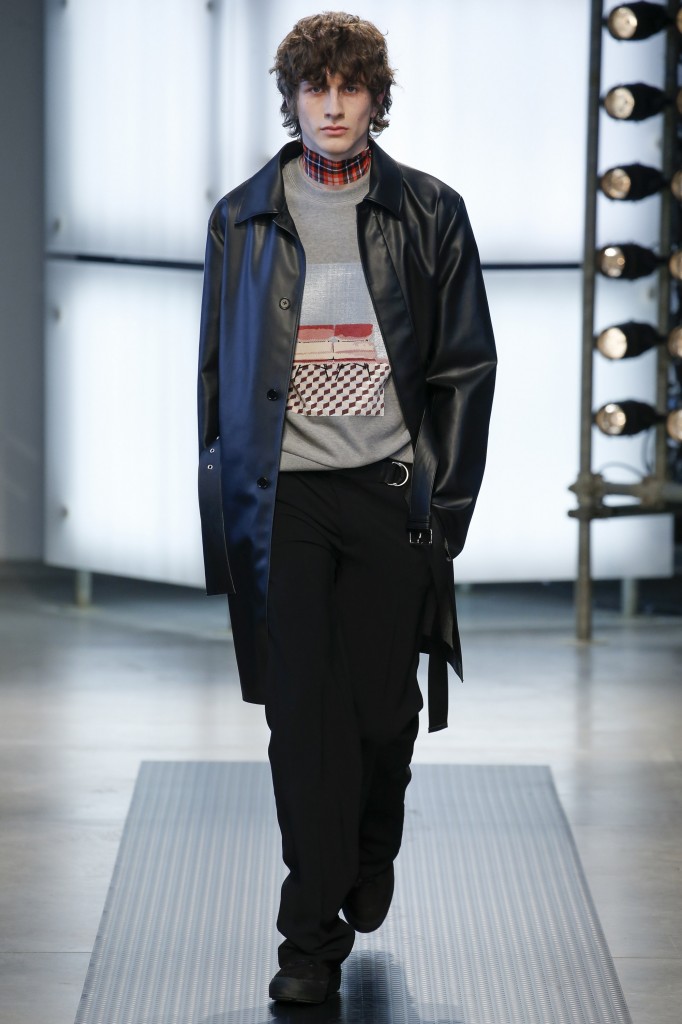 009_MSGM_17931