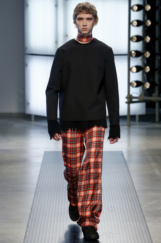 017_MSGM_18106