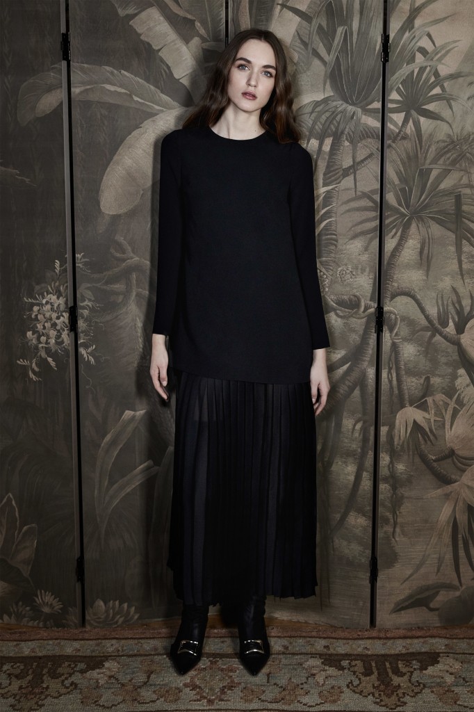 LOOK-03