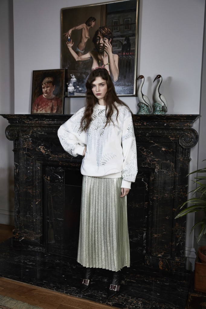 LOOK-07