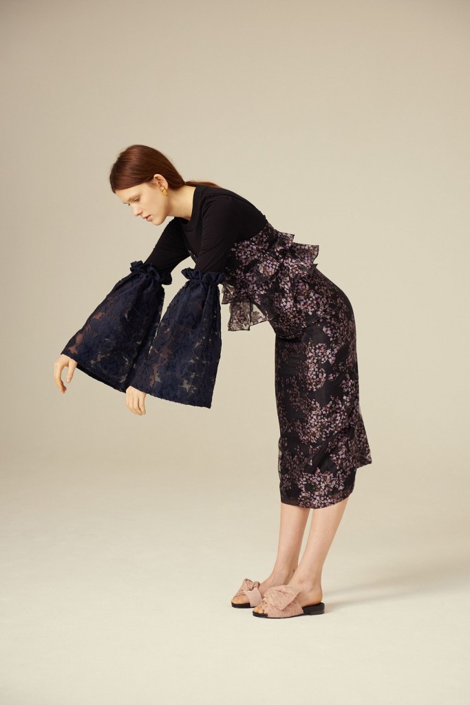 06-mother-of-pearl-pre-fall-2017