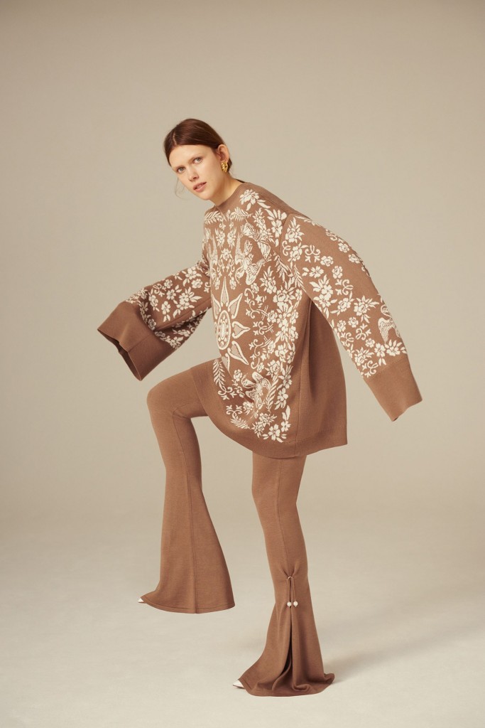 19-mother-of-pearl-pre-fall-2017